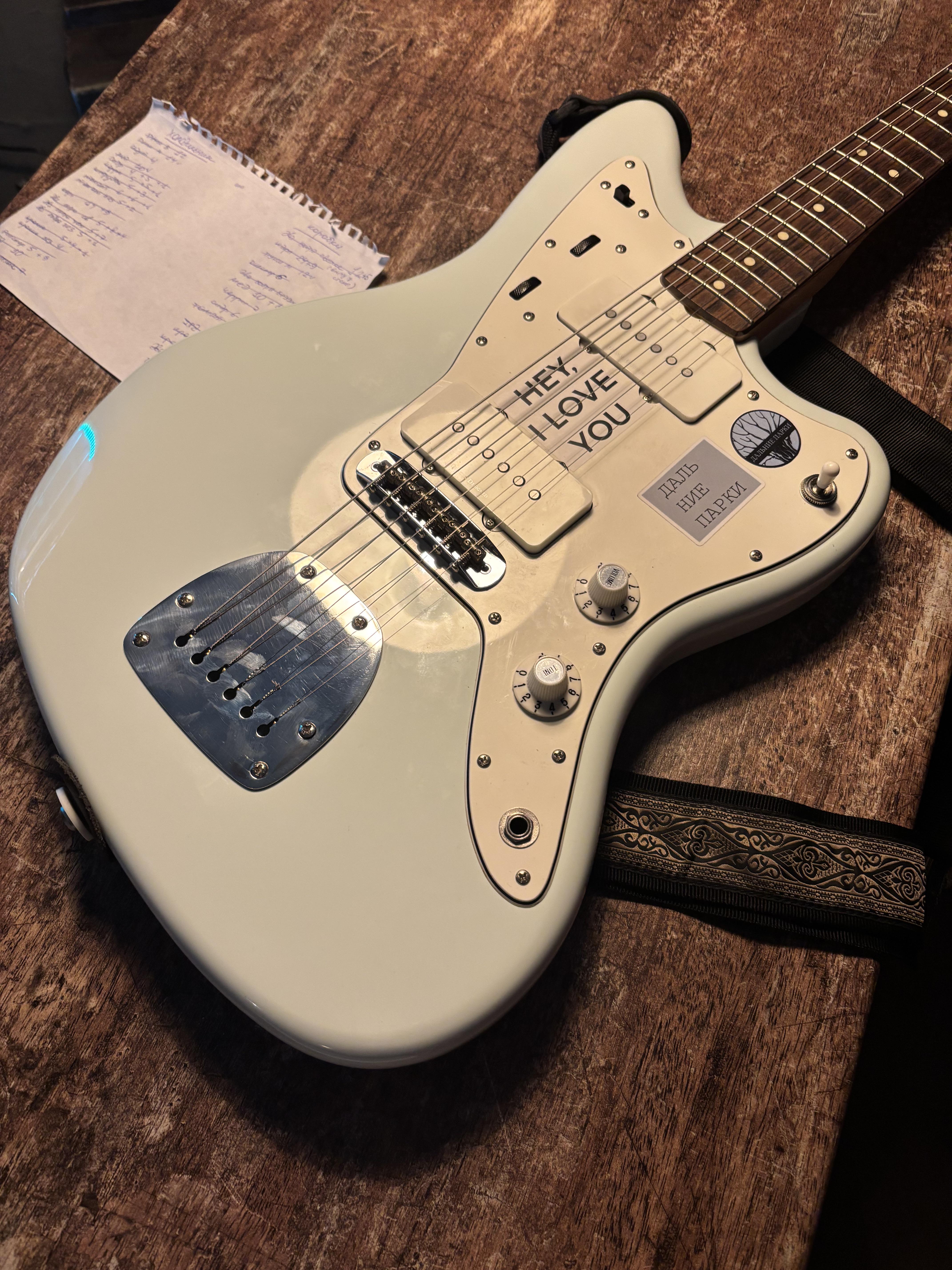 Squier vintage modified Jazzmaster without tremolo system : r/offset
