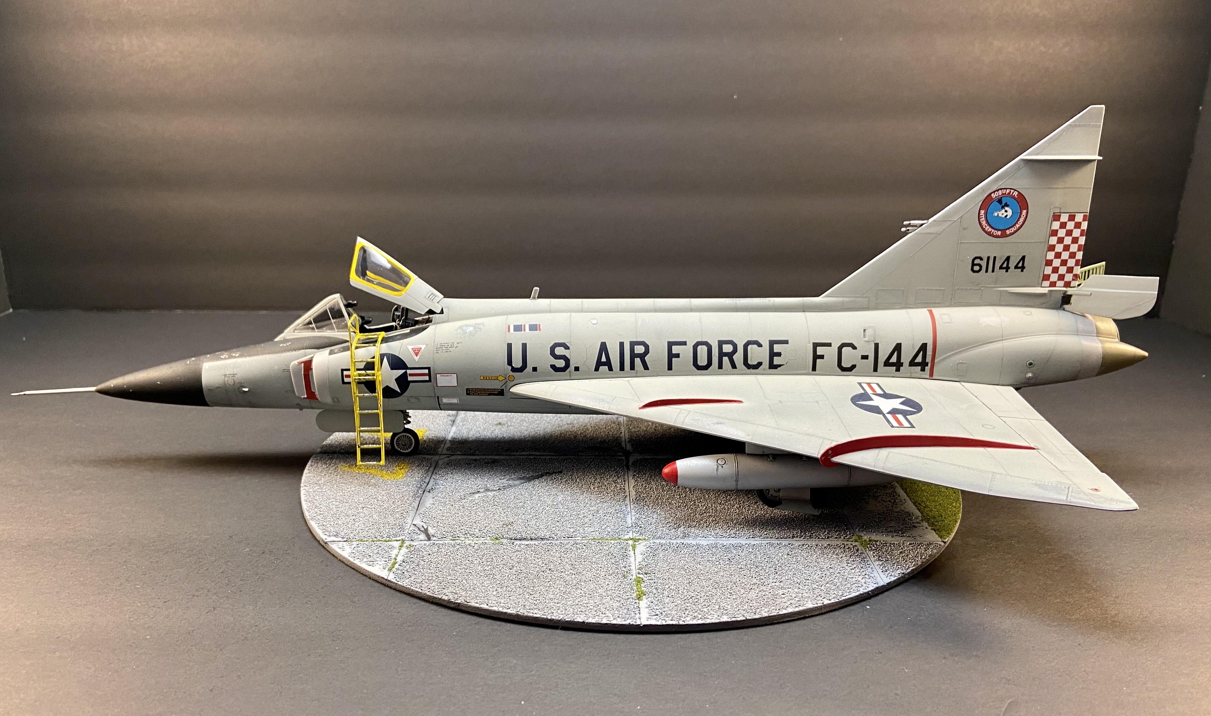 F-102 Delta Dagger 1/48 Monogram : r/modelmakers