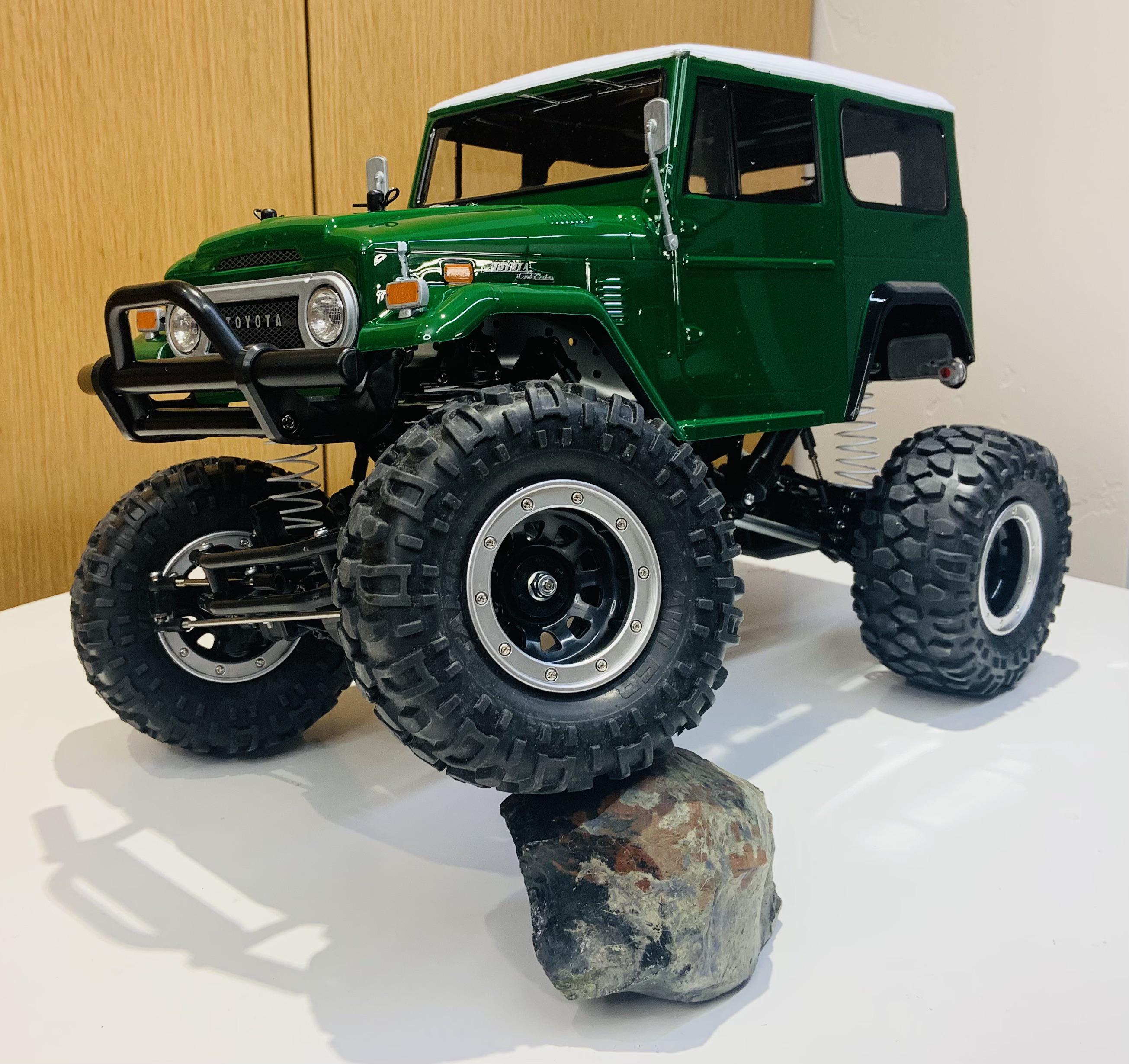 最初のクローラービルド。タミヤCR01 : r/rccars