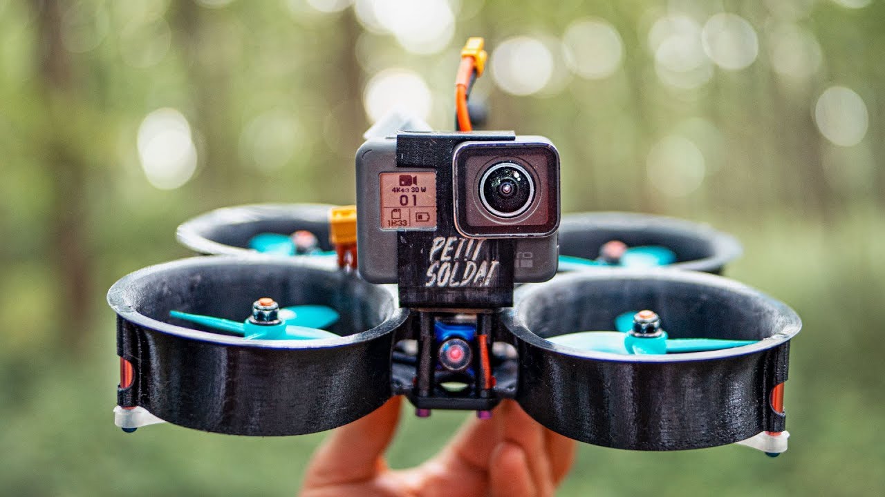 アクロバティックな空撮を可能とするドローン | ドローンマニアックス