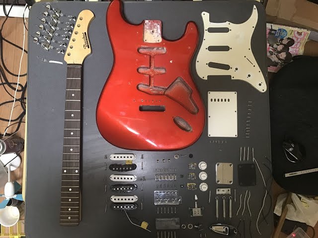 I bought a 2,160 yen Stratocaster. Complete disassembly manual