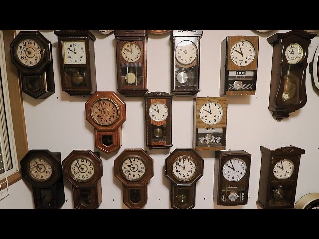 10時を告げる柱時計たち【時の記念日】 - YouTube