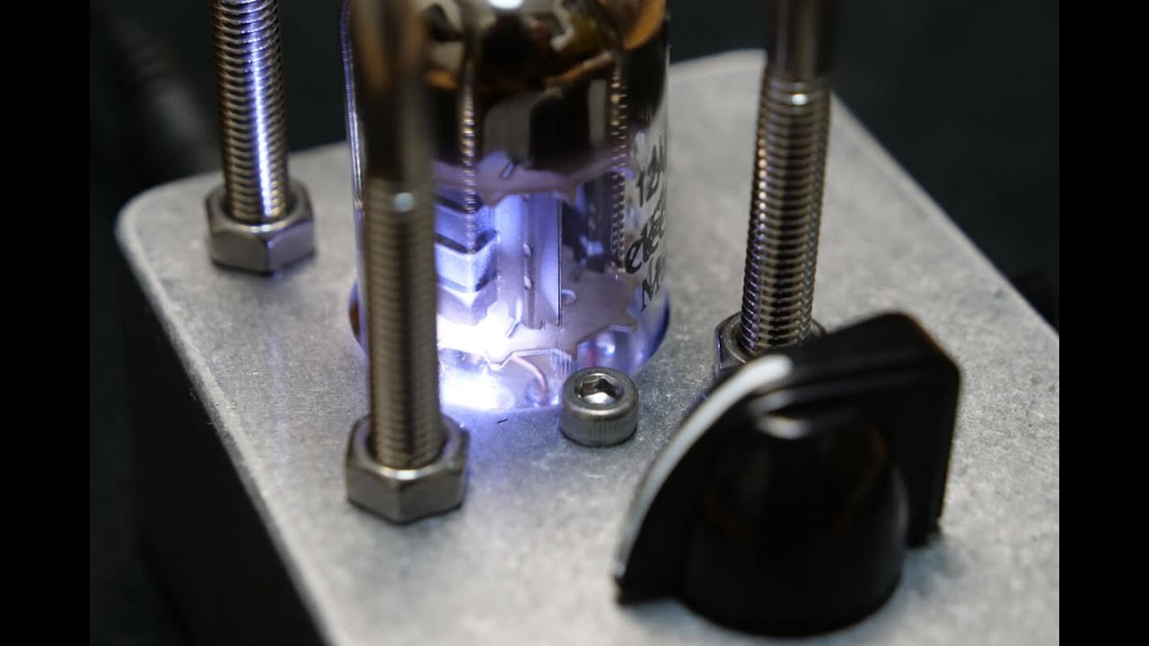 真空管の恩恵》話題のエフェクターブランド「beyond」【エレキギター博士】