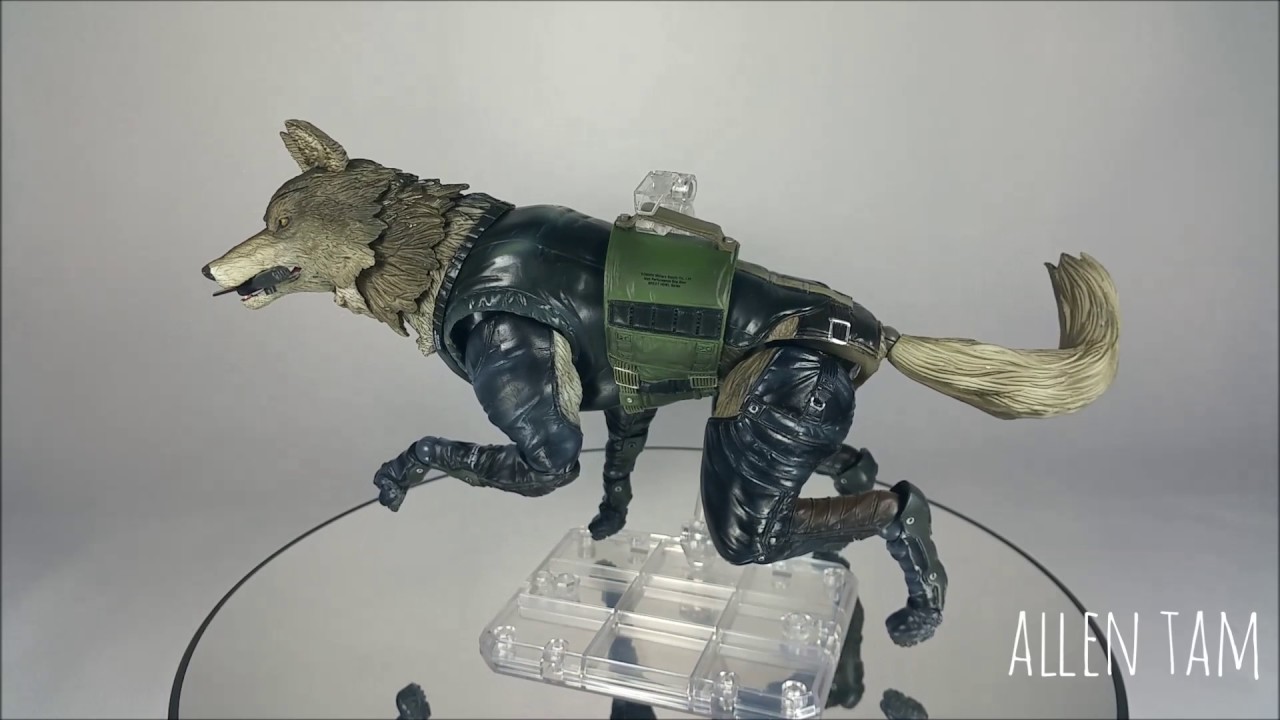 Toys and Models quick look # 14: MGS V D-Dog & Snake 'Splitter Ver