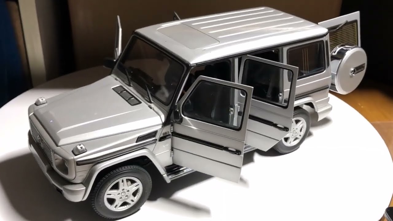 AUTOart 1/18 Mercedes-Benz G-Class G500 - YouTube