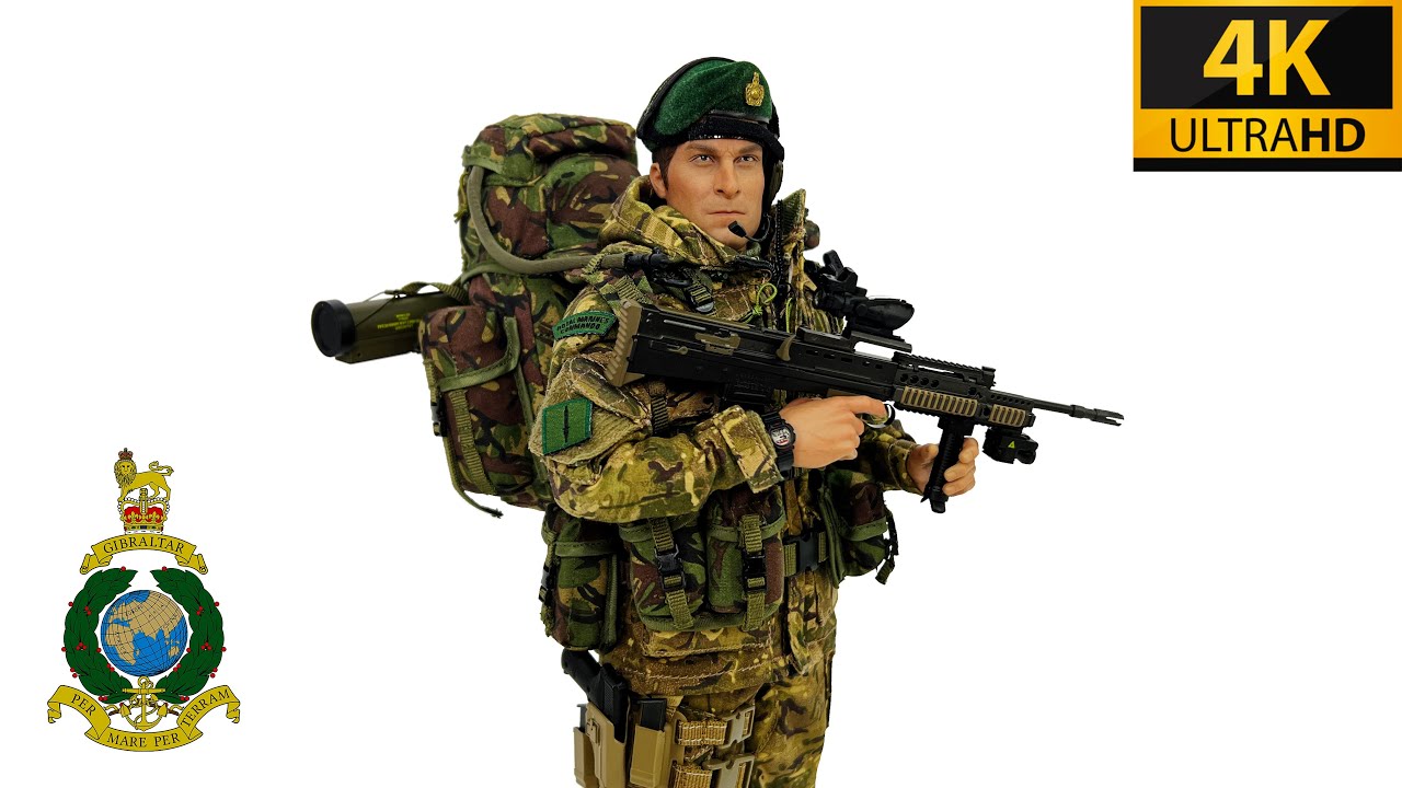🇬🇧 Damtoys - British Royal Marines Commando Green Berets - 1:6