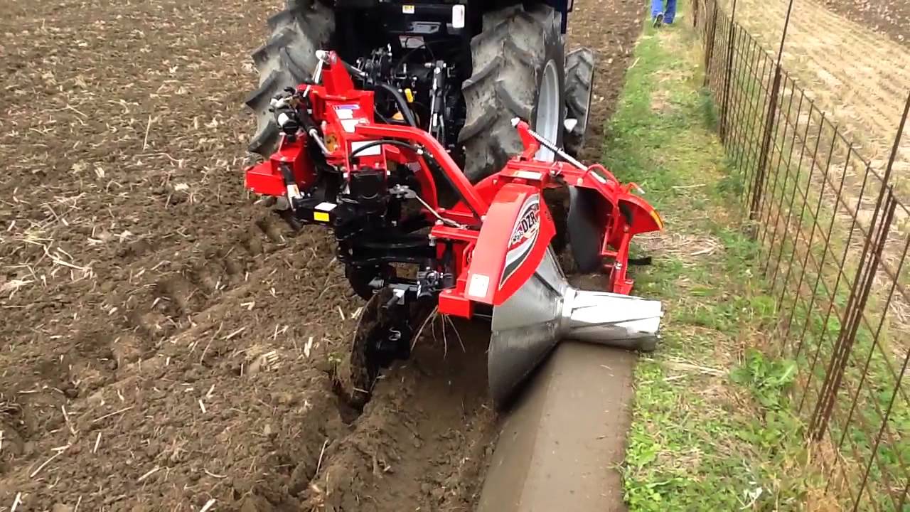 ニプロ あぜ塗機 DZR302 - YouTube