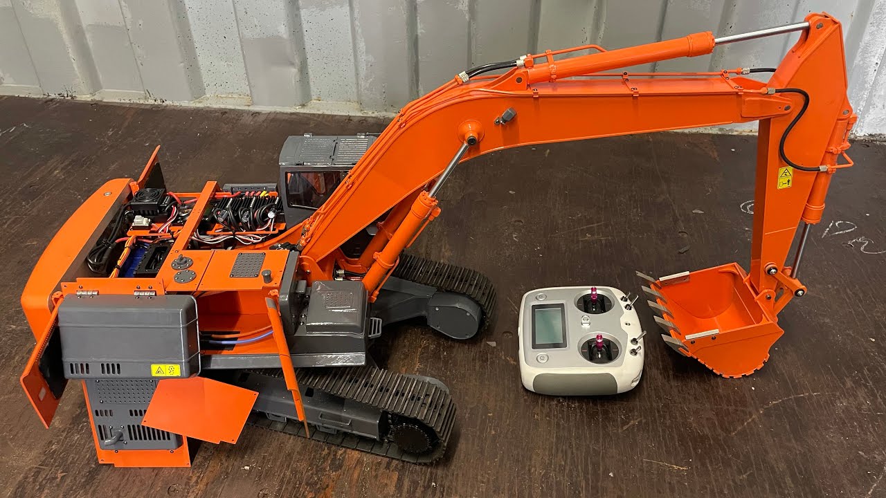 高額ラジコン油圧ショベルの構成部品紹介です。FULL METAL RC