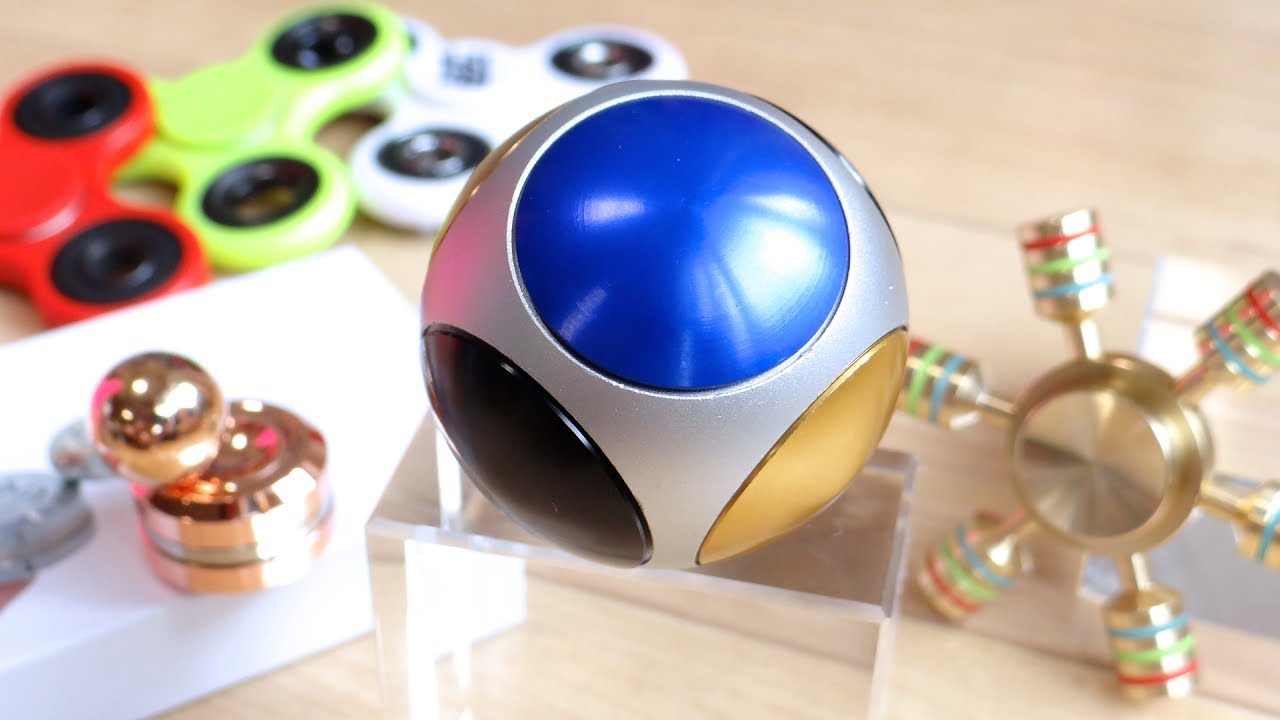 A ball-shaped hand spinner?! I don't know what's going on anymore
