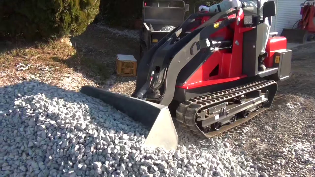 株式会社ウインブルヤマグチ » ミニクローダー・ショベルローダー