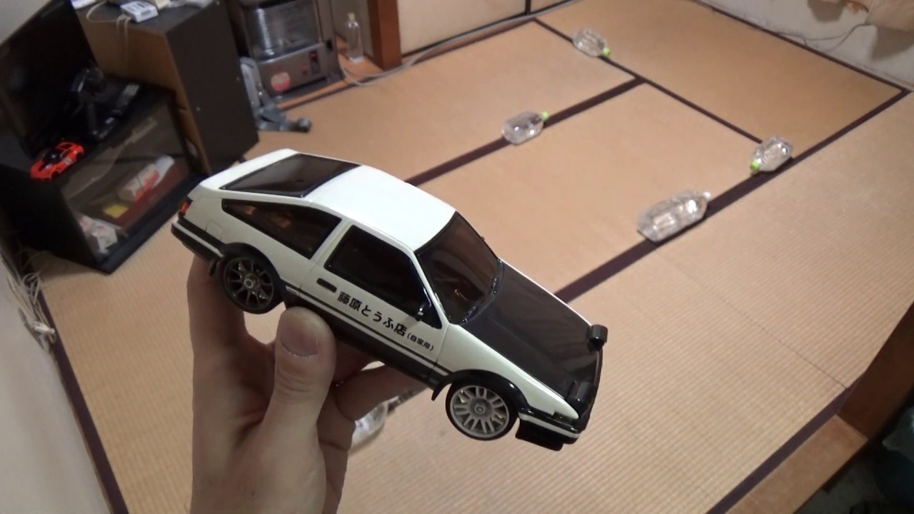 MINI-Z] Initial D, I tried running Takumi's Hachiroku. It's not a