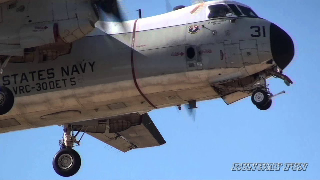 VRC-30 C-2 Greyhound Providers landing!! NAF Atsugi 厚木航空基地