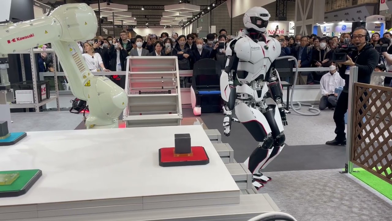 Kawasaki Heavy Industries demonstrated its latest humanoid robot