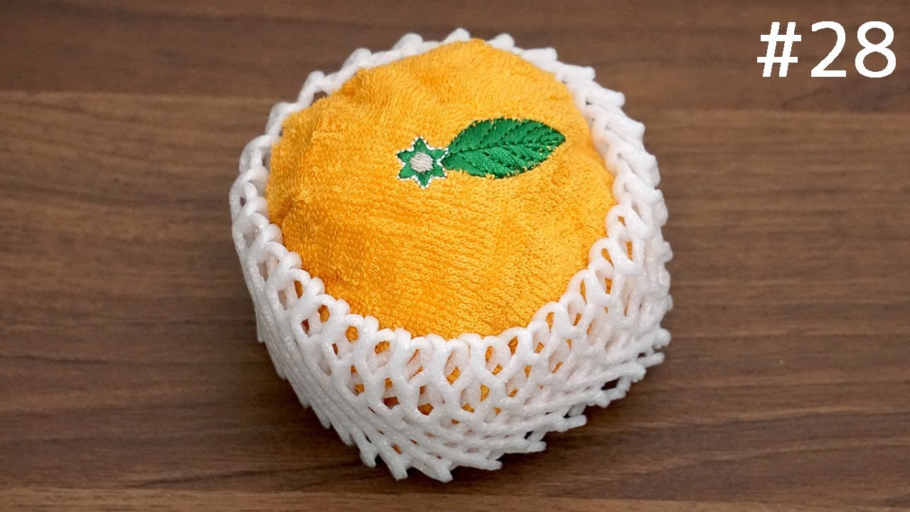 みかんハンカチタオルがかわいい。Mikan Handkerchief. kawaii orange