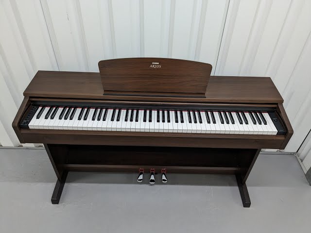 Yamaha Arius YDP-140 digital piano in rosewood finish stock number