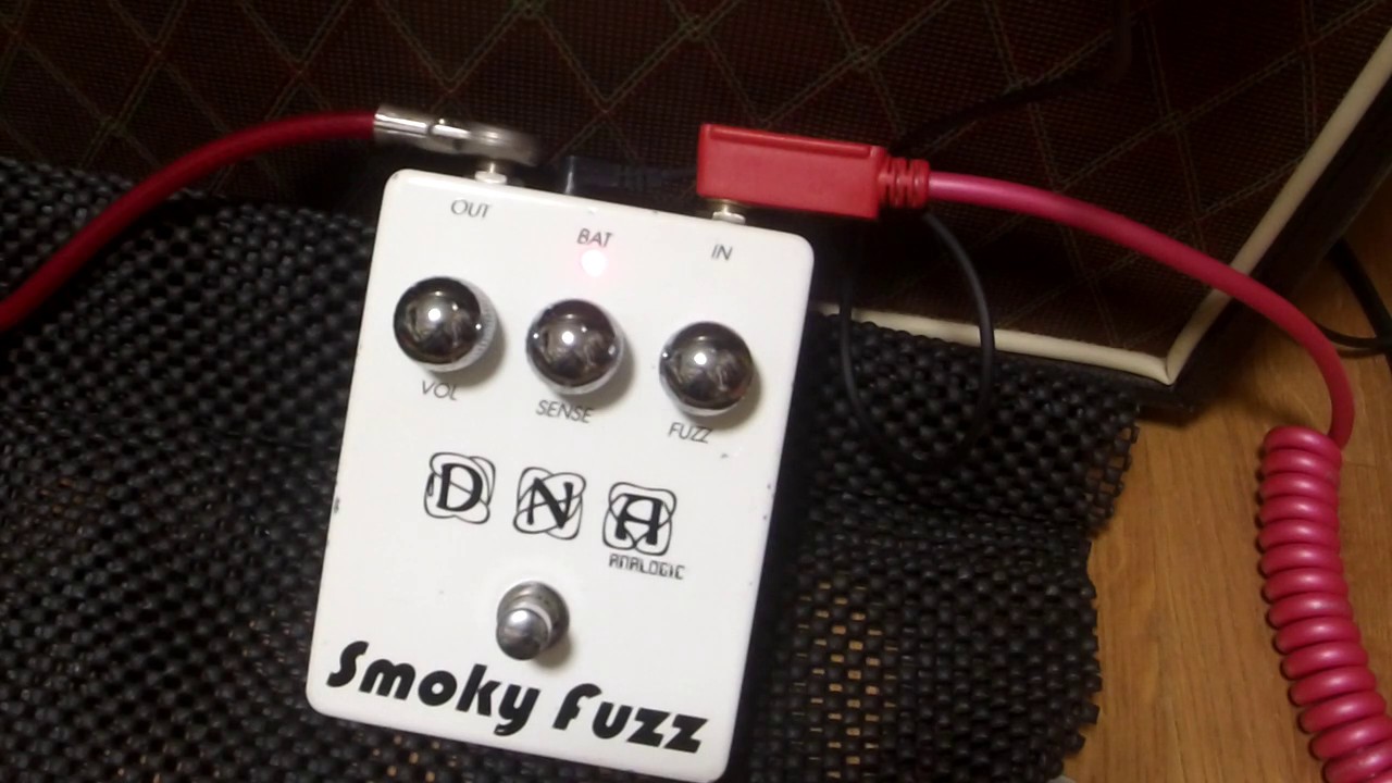 Smoky Fuzz DNA analogic - YouTube