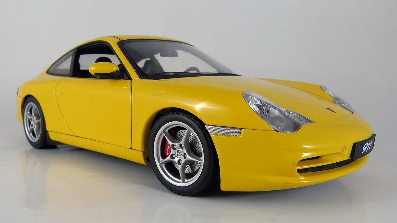 1:18 AUTOart Porsche 911 (996) Carrera Coupe Facelift (2001) - YouTube