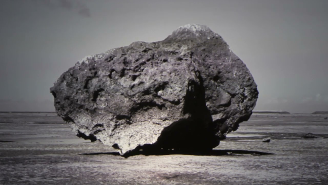 津波石／Tsunami Boulder ] - 下道基行／Shitamichi Motoyuki