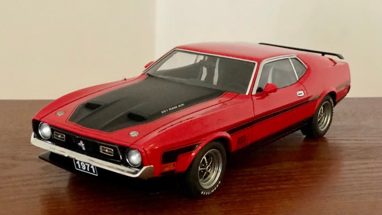 1:18 AUTOart Millennium Ford Mustang Mach 1 1971 - YouTube