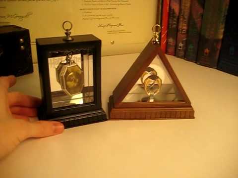 Harry Potter - Noble Collection - Slytherin Locket and Horcrux
