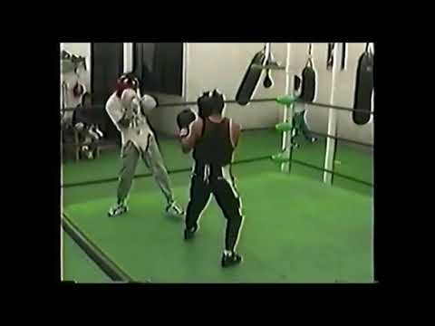 Ricardo Lopez vs Rocky Lin - YouTube