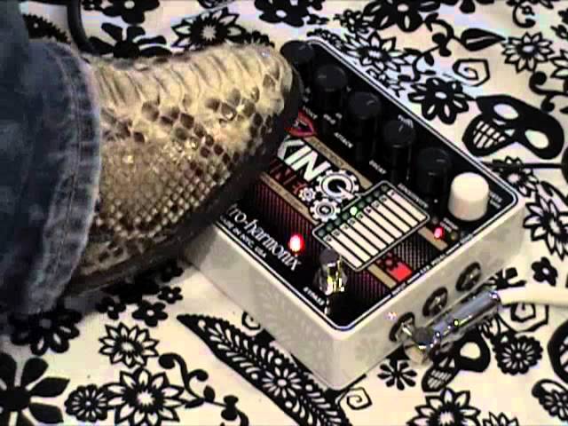 Electro Harmonix Talking Machine guitar effects pedal demo - YouTube