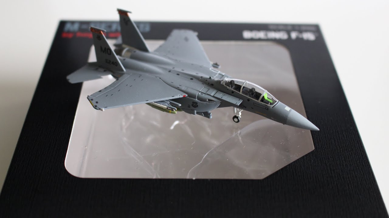 Hogan Wings Boeing F15-E USAF 1:200 Unboxing - YouTube