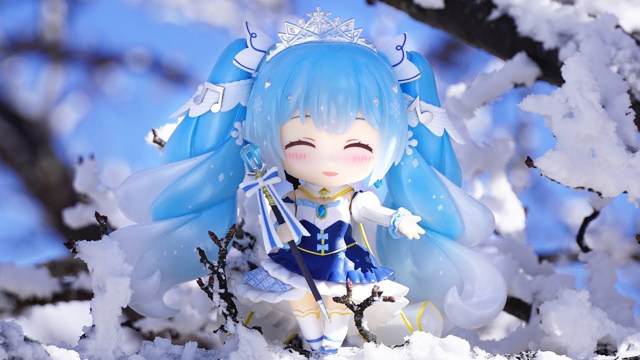ねんどろいど 雪ミク Snow Princess Ver.」一緒におでかけしてみた
