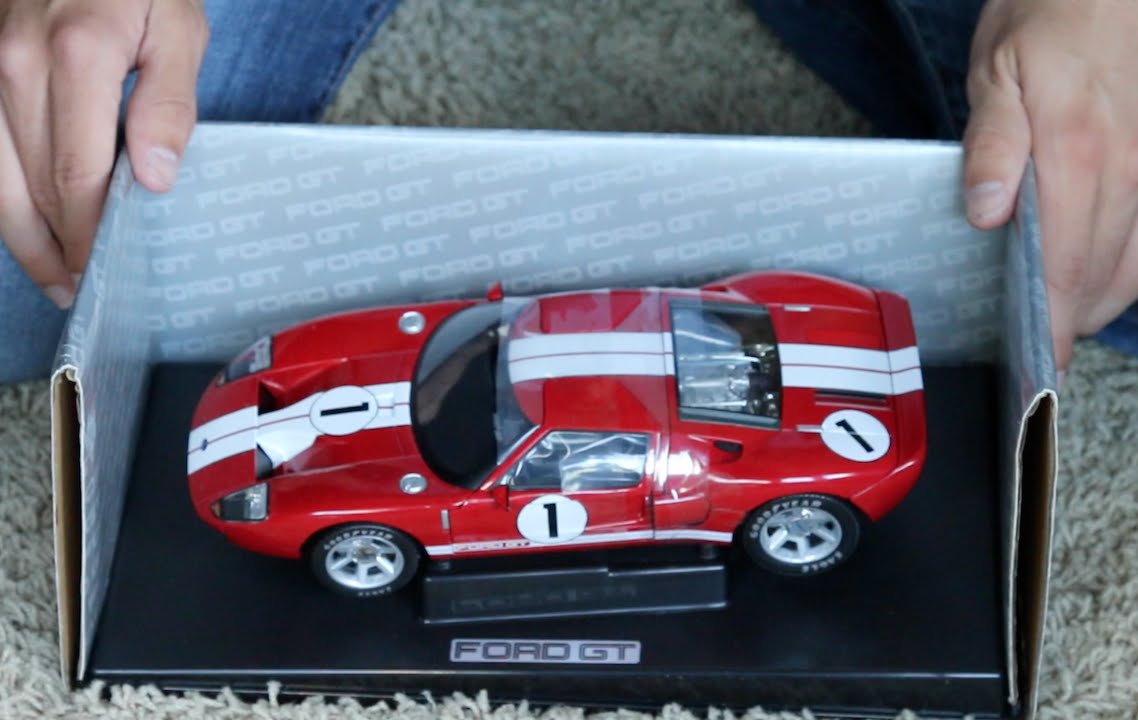 Unboxing - 1:18 Scale Beanstalk Ford GT 2004 Concept - YouTube