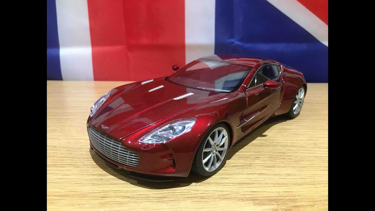 1:18 Autoart Signature Aston Martin One-77 - YouTube