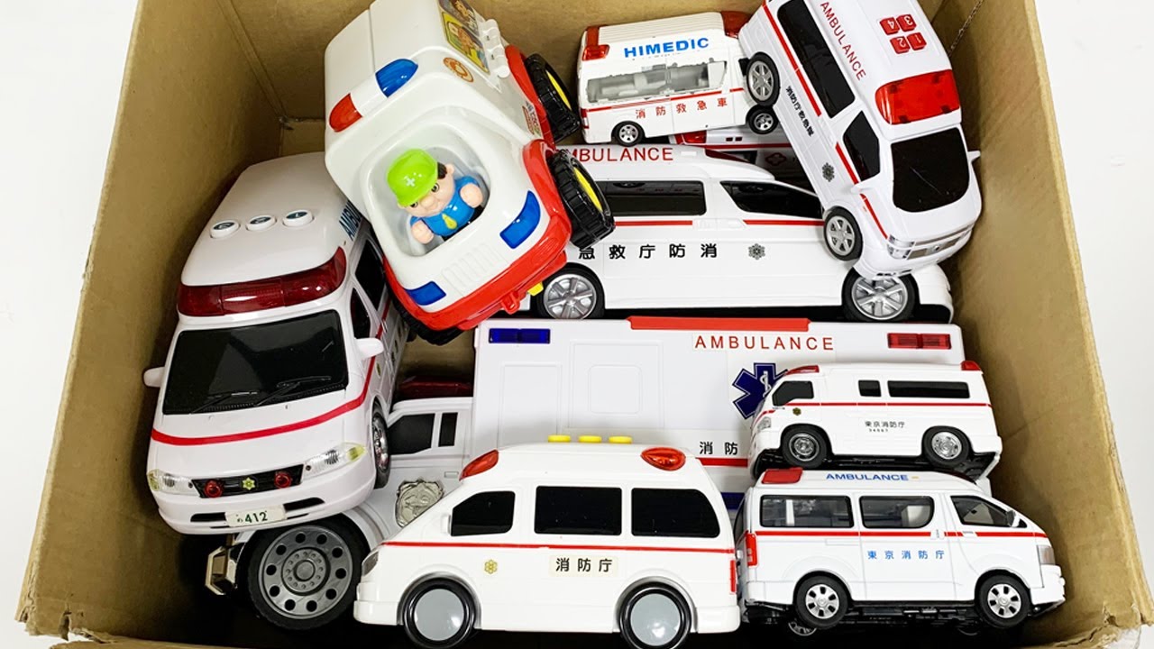 救急車のミニカー走る☆緊急走行テスト☆坂道走る｜ Ambulance
