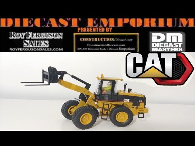 Diecast Masters Core Classics Series Caterpillar 924G VersaLink