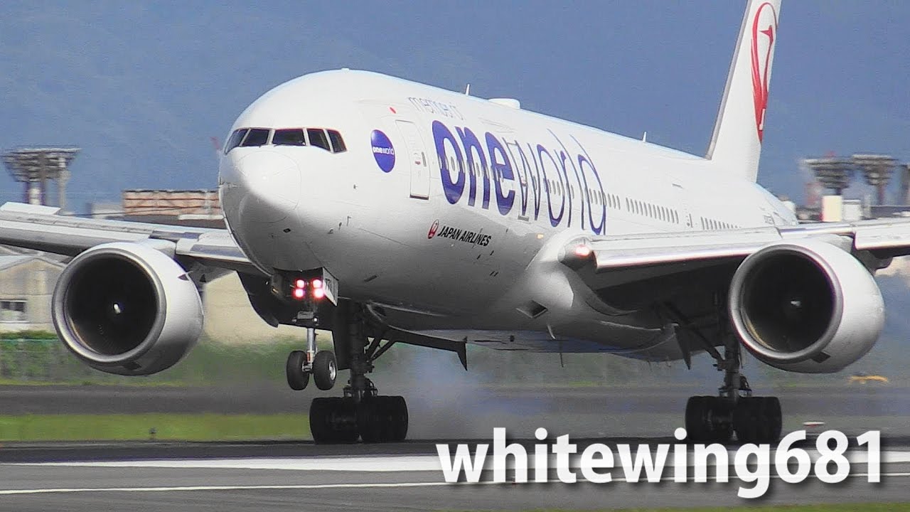 B772 one world Livery] JAL Boeing 777-200 JA771J LANDING OSAKA Int
