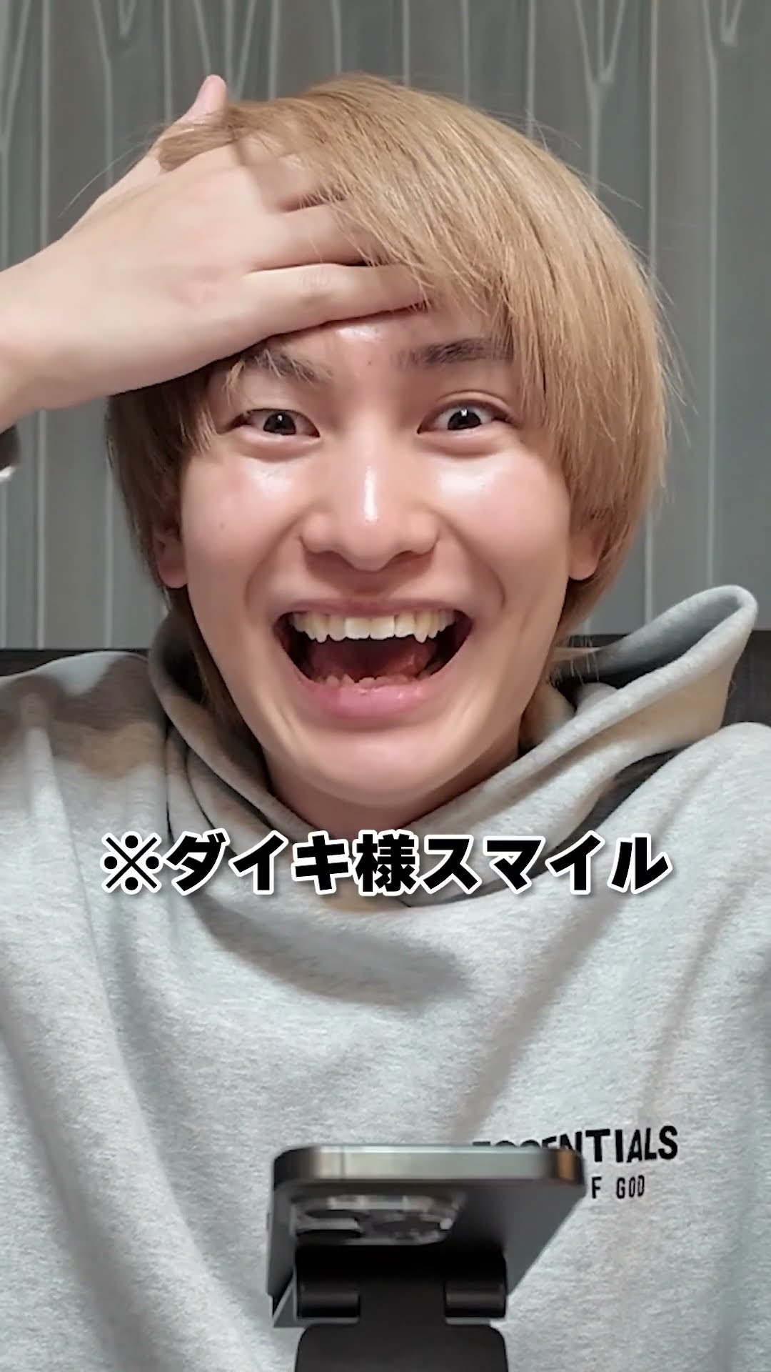 Gifting a Luxury Pokemon Card to Shingo Katori After Retirement