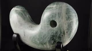 糸魚川産翡翠 特大勾玉 国産翡翠の勾玉販売 天然石・国産原石の専門店