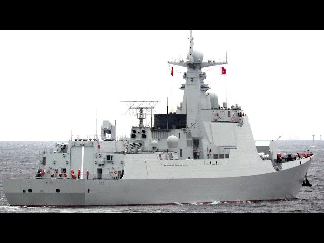 中国海軍新鋭ミサイル駆逐艦052D「太原」横須賀を出港する 2019年10月