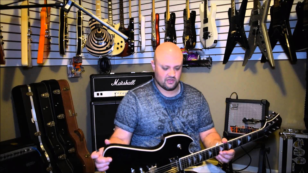 B.C. Rich Mockingbird Special - YouTube