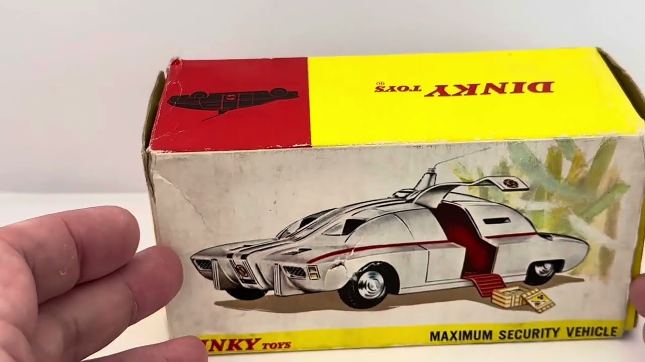 Vintage Dinky 1971 Gerry Andersons Captain Scarlet And The