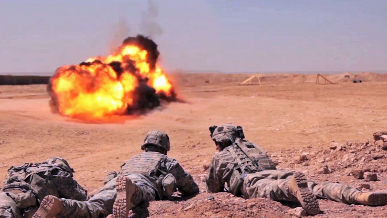 M18クレイモア指向性対人地雷 - M18 Claymore mine - YouTube