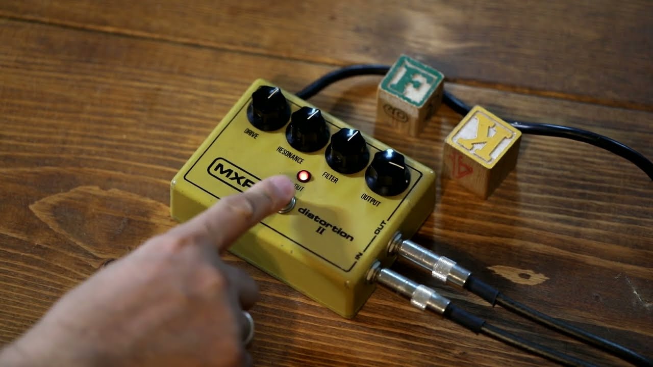 MXR distortion II - YouTube