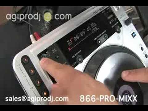 Pioneer CDJ-800 MK2 Auto Cue and MP3 Text Mode Features - YouTube