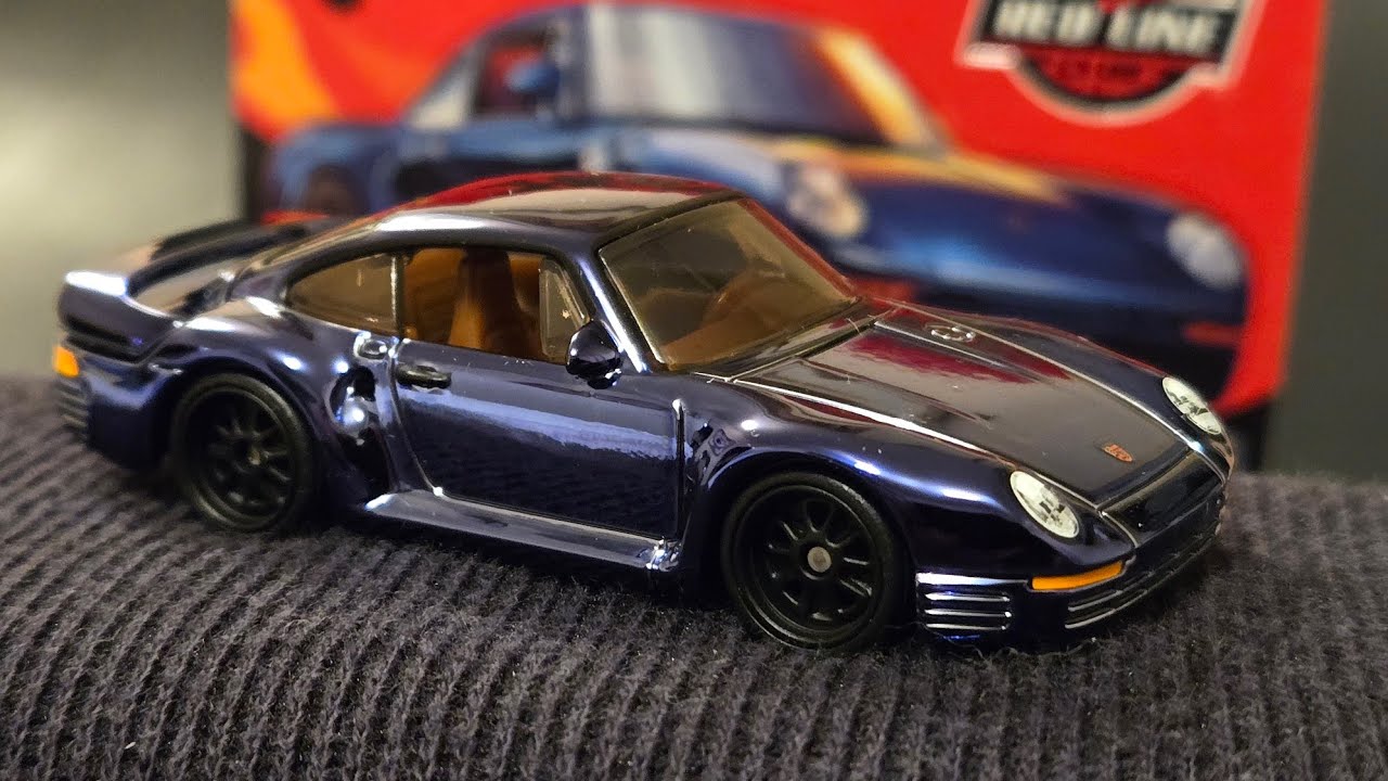 Opening 2024 Hot Wheels RLC Porsche 959 in blue - YouTube