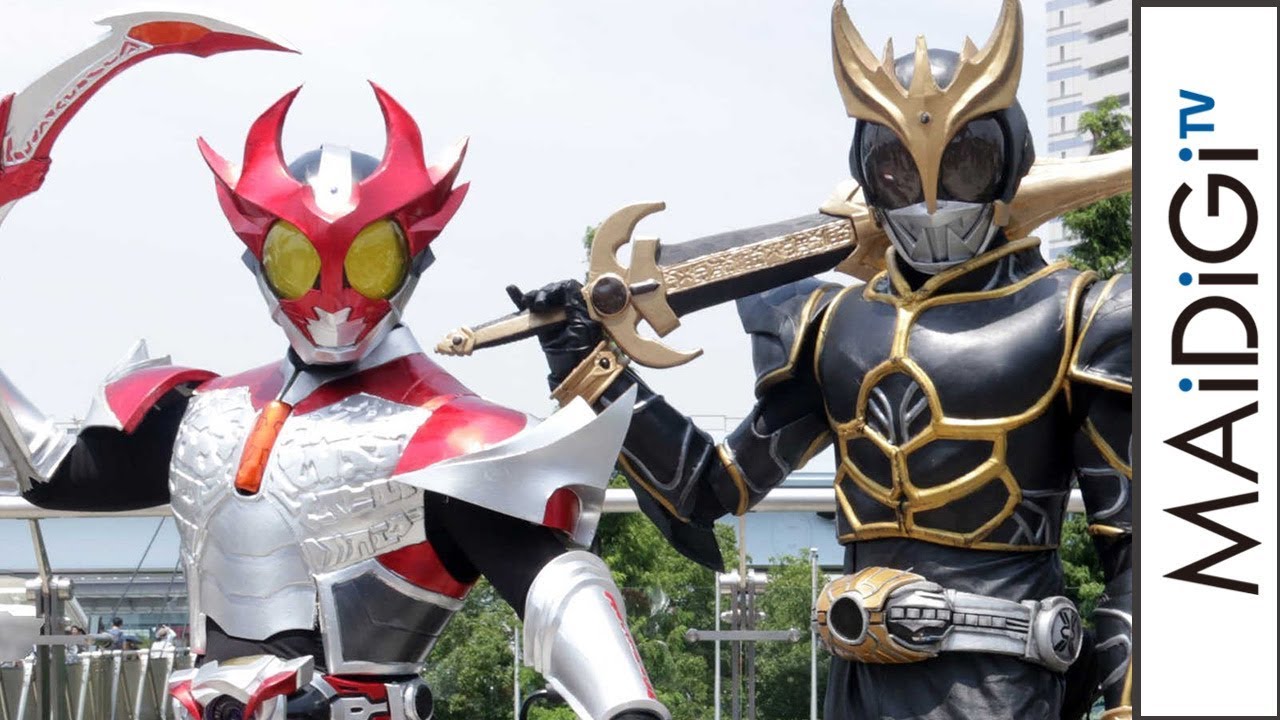 コミケコスプレ】仮面ライダークウガ＆アギトが参上！ 制作期間半年の