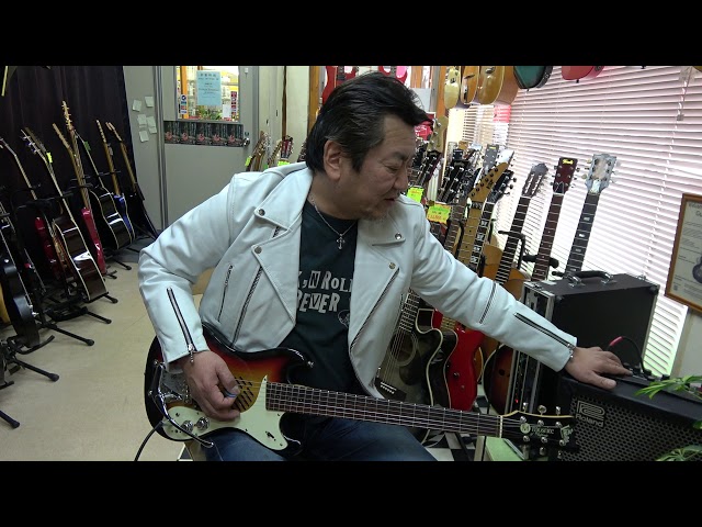 Mosrite mini ベンチャーズモデル ギターフロンティア - YouTube