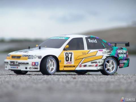 Tamiya FF01 chassis HKS Opel Vectra JTCC (FWD) - YouTube