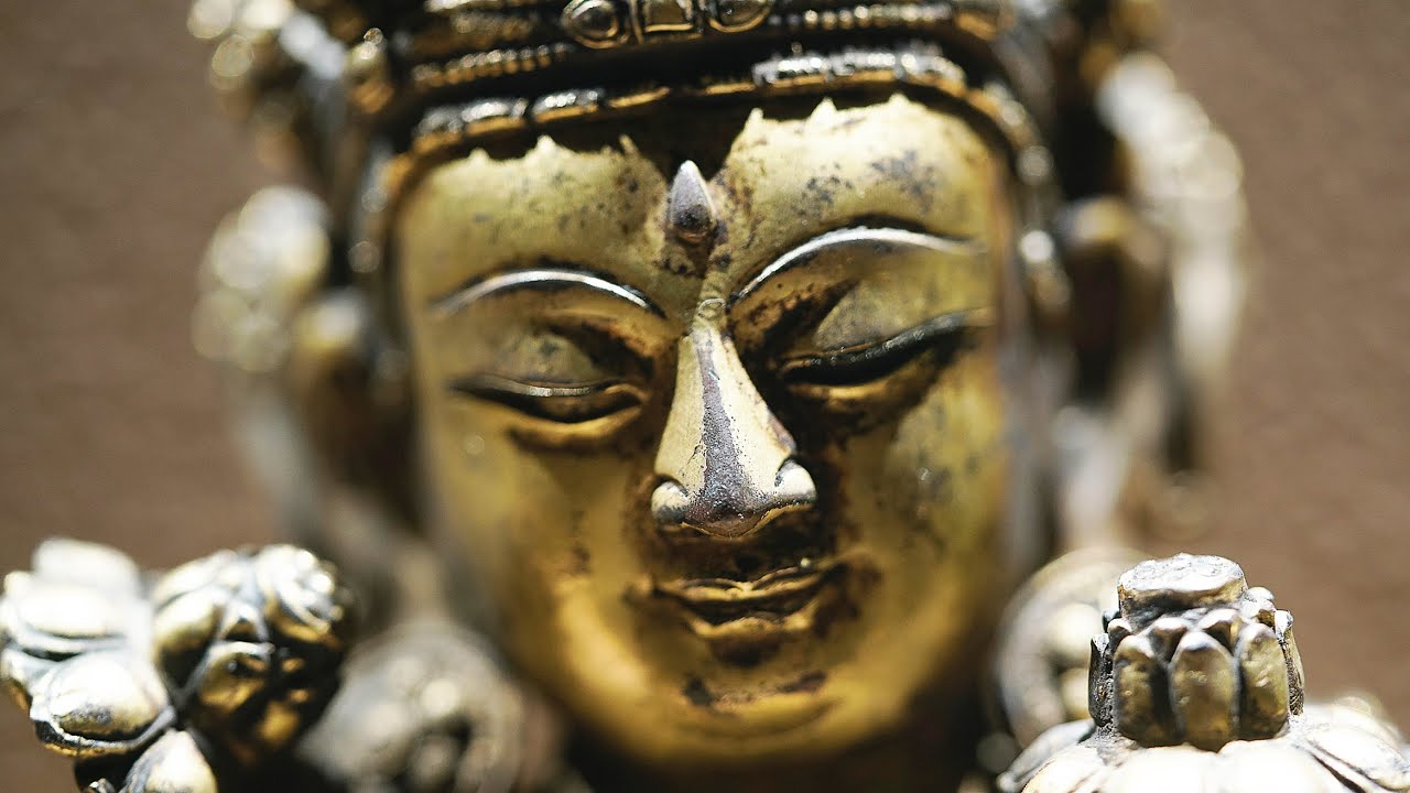 Antique Appreciation]Seated gilt bronze GuanYin Bodhisattva