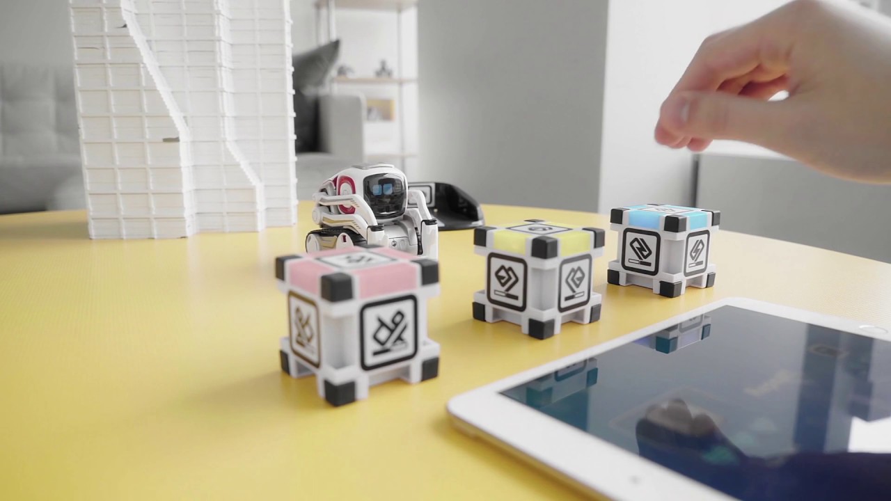 COZMO「コズモは進化する」 - YouTube