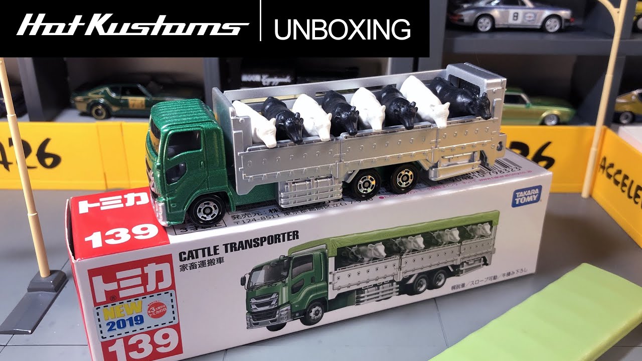 Endless Fun With Tomica Isuzu Giga Cattle Transporter - YouTube