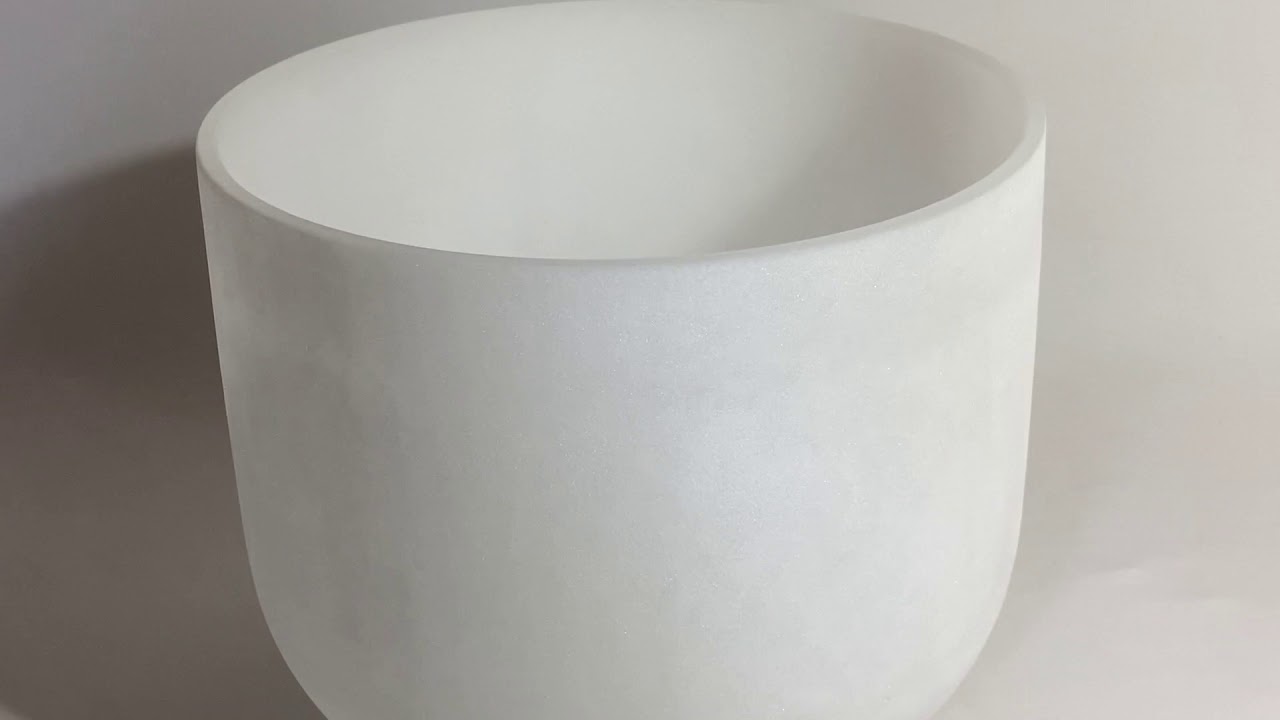 クリスタルボウル [13inch Key:D] / Crystal Singing Bowl - YouTube