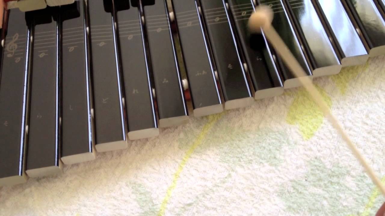 ヤマハ YAMAHA 卓上木琴30音 No.185 - YouTube